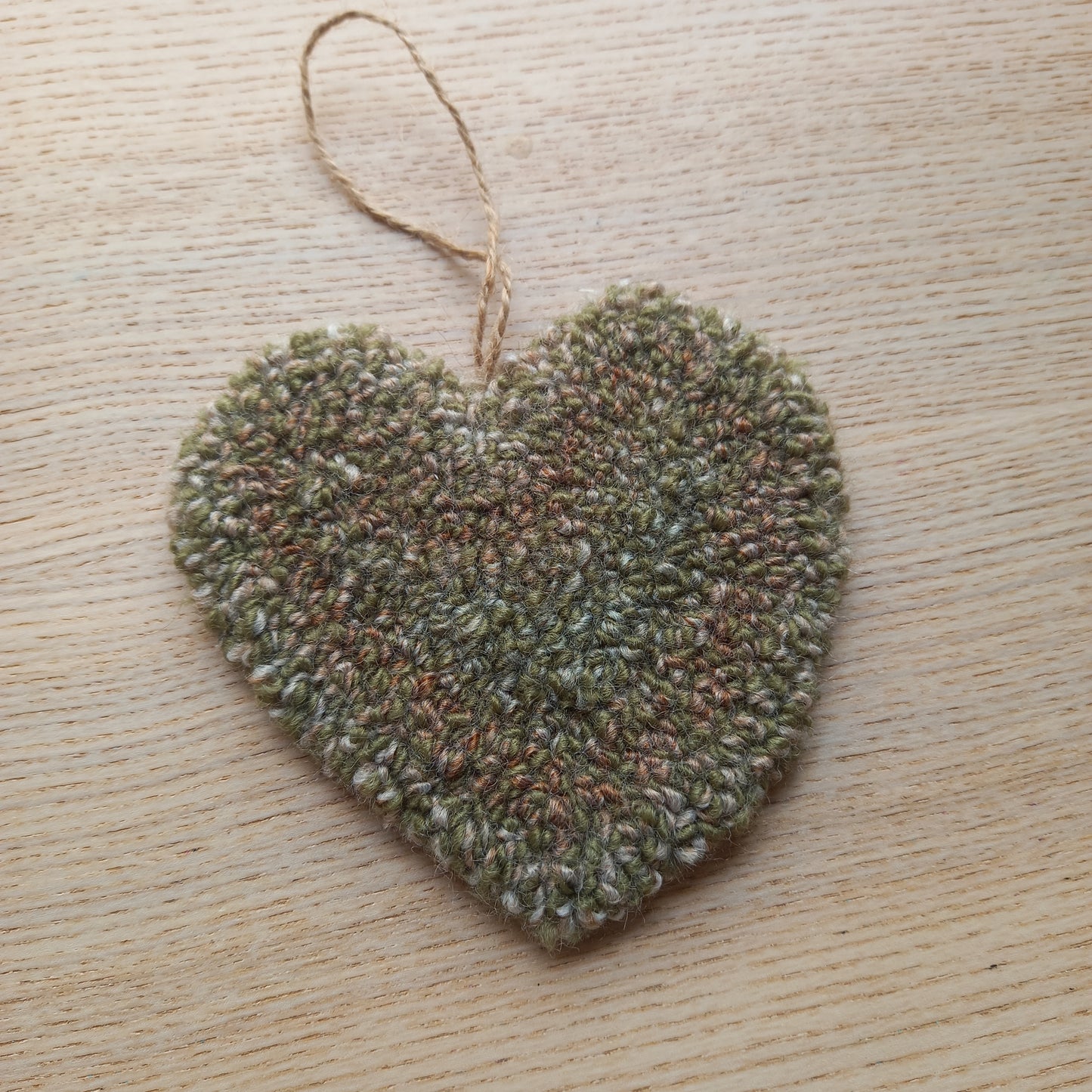 Medium Hanging Woolly Heart