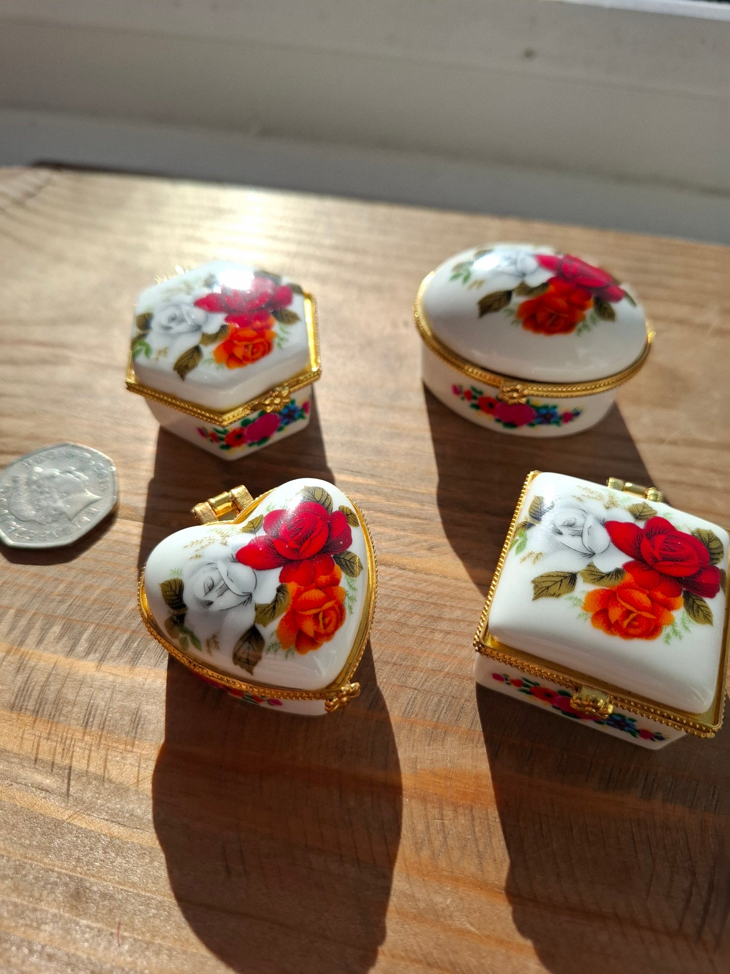 'Twat' Upcycled Mini Trinket/Pill Pot Red Roses