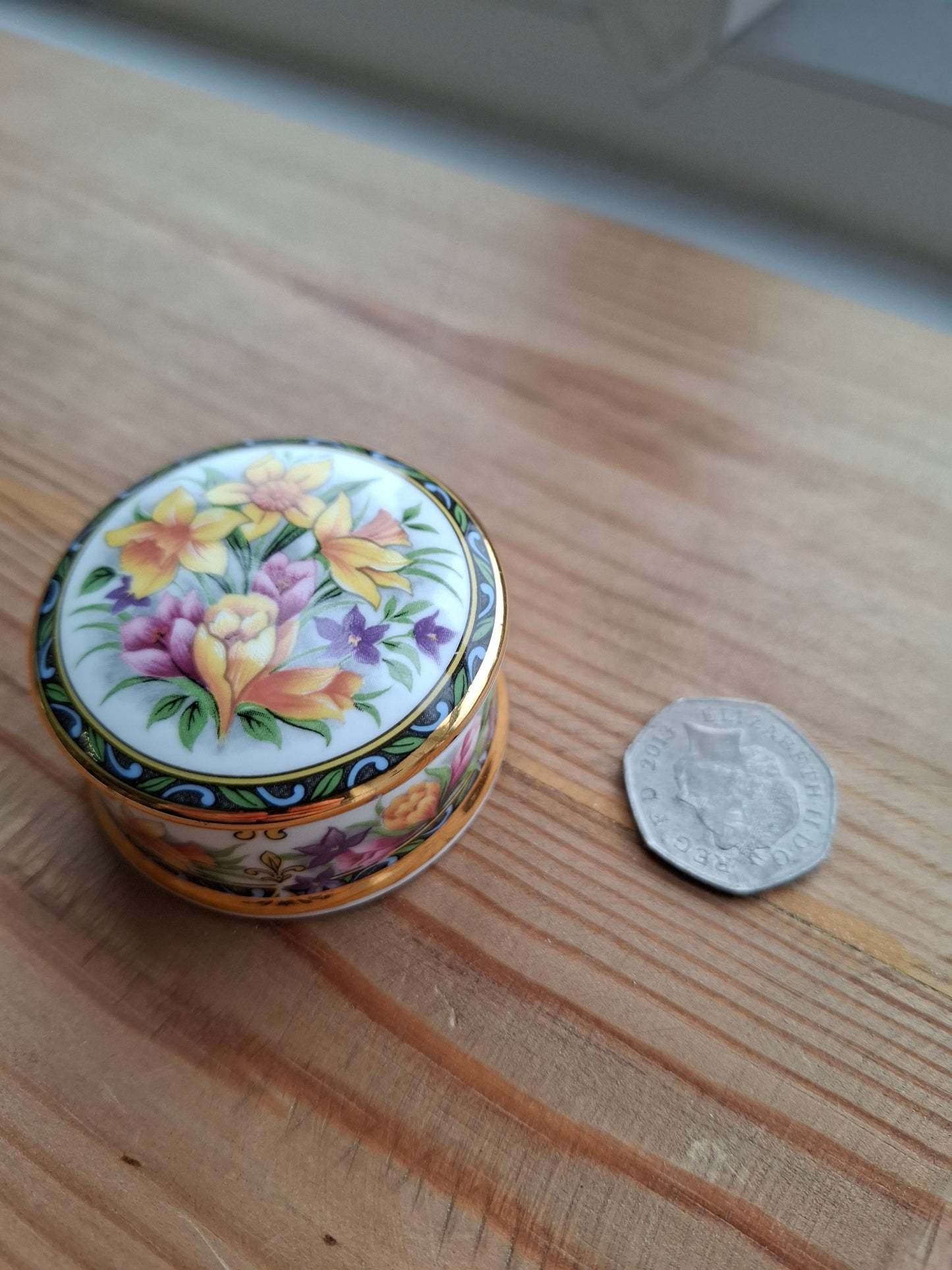 'Ball Bag' Upcycled Small Daffodil Trinket Pot