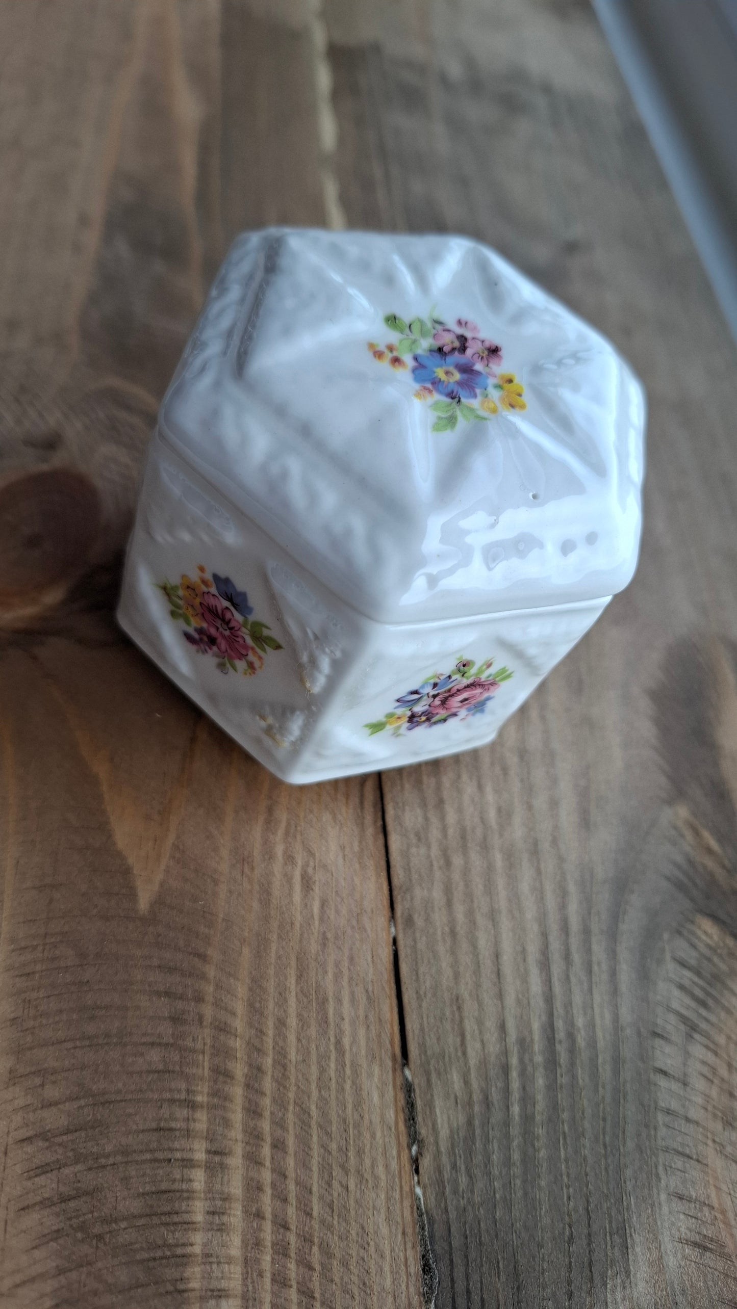'Arsehole' Upcycled Hexagonal Floral Trinket Pot (MARKS ON SIDE)