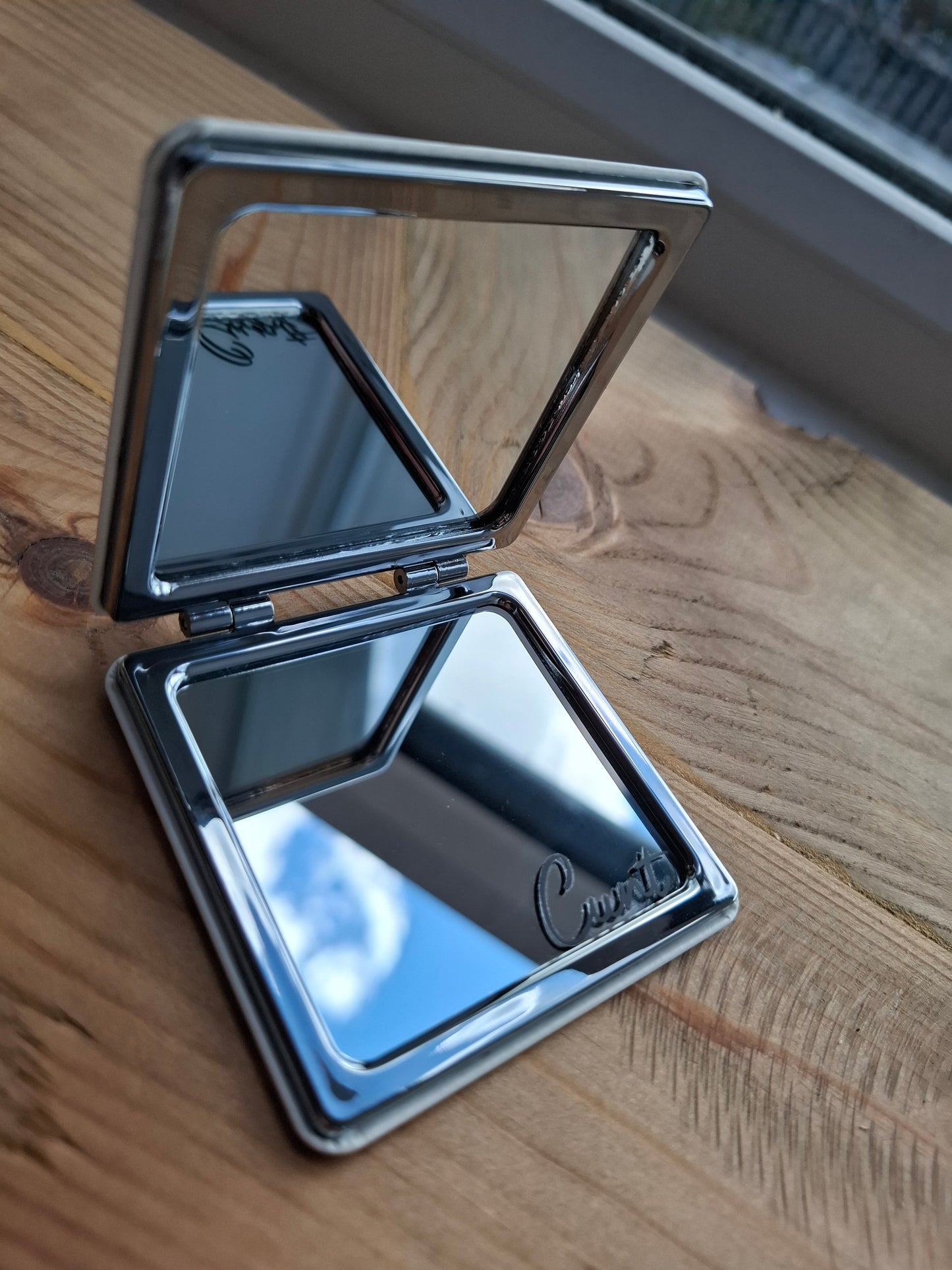 'Cunt/Twat' Upcycled Compact Mirror (VARIOUS FLAWS - CLEARANCE)