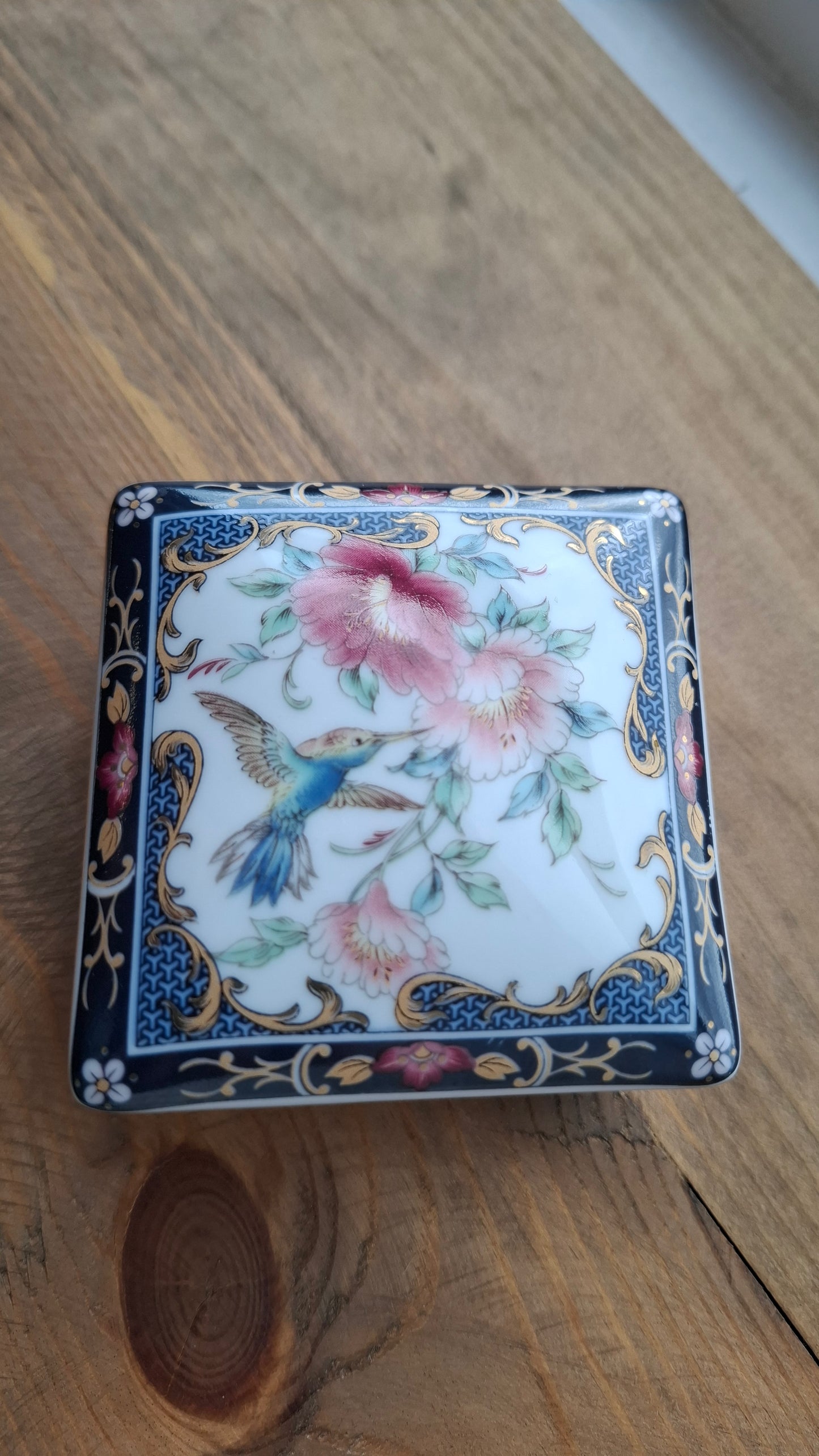 'Piss Flaps' Upcycled Hummingbird Trinket Pot
