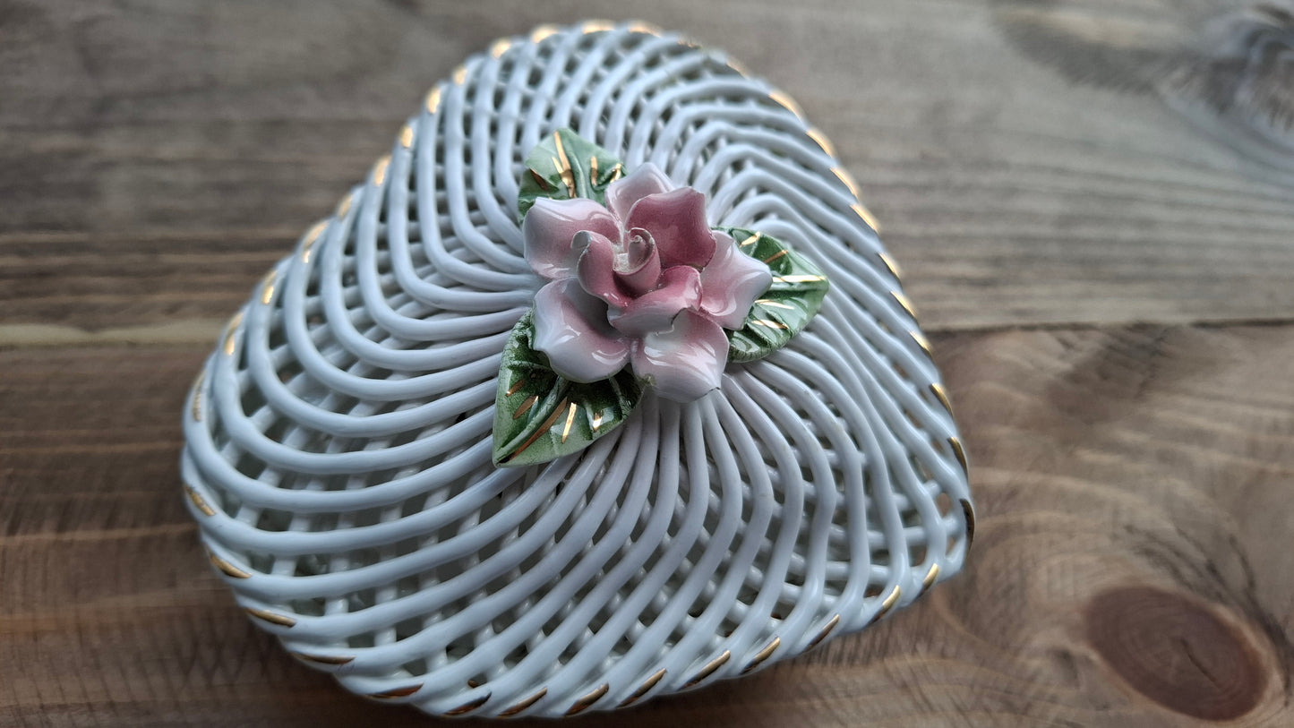 'Cunt' Upcycled White Metal Heart Trinket Pot (HAS SOME DAMAGE - DISCOUNTED)