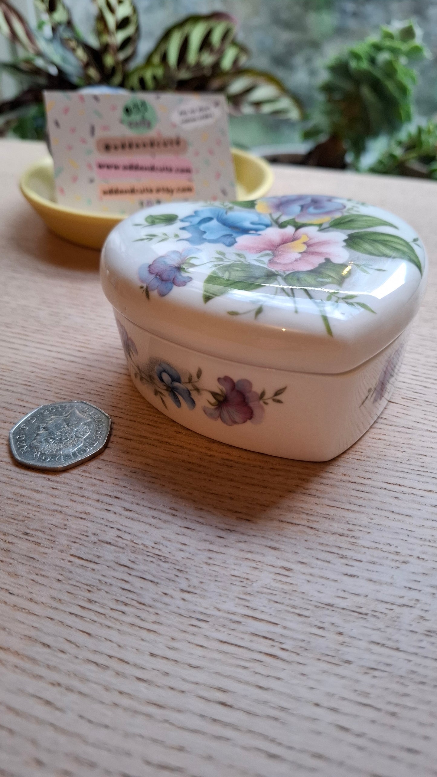 'Fanny Flaps' Upcycled Floral Heart Shaped Trinket Pot