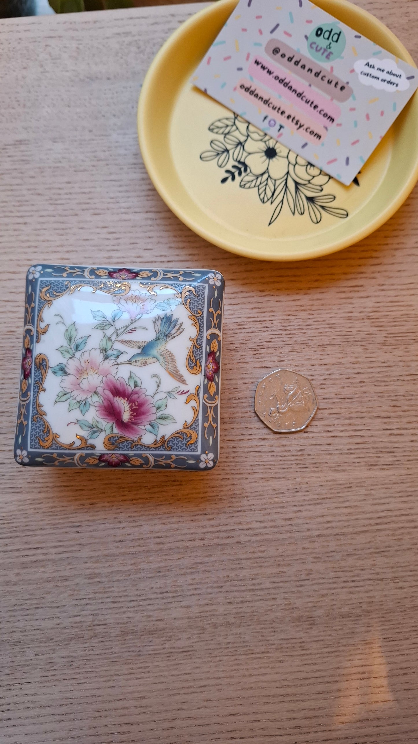 'Fanny Flaps' Upcycled Square Hummingbird Trinket Pot