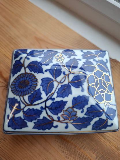 'Fanny Flaps' Upcycled Medium Sized Blue White Trinket Pot