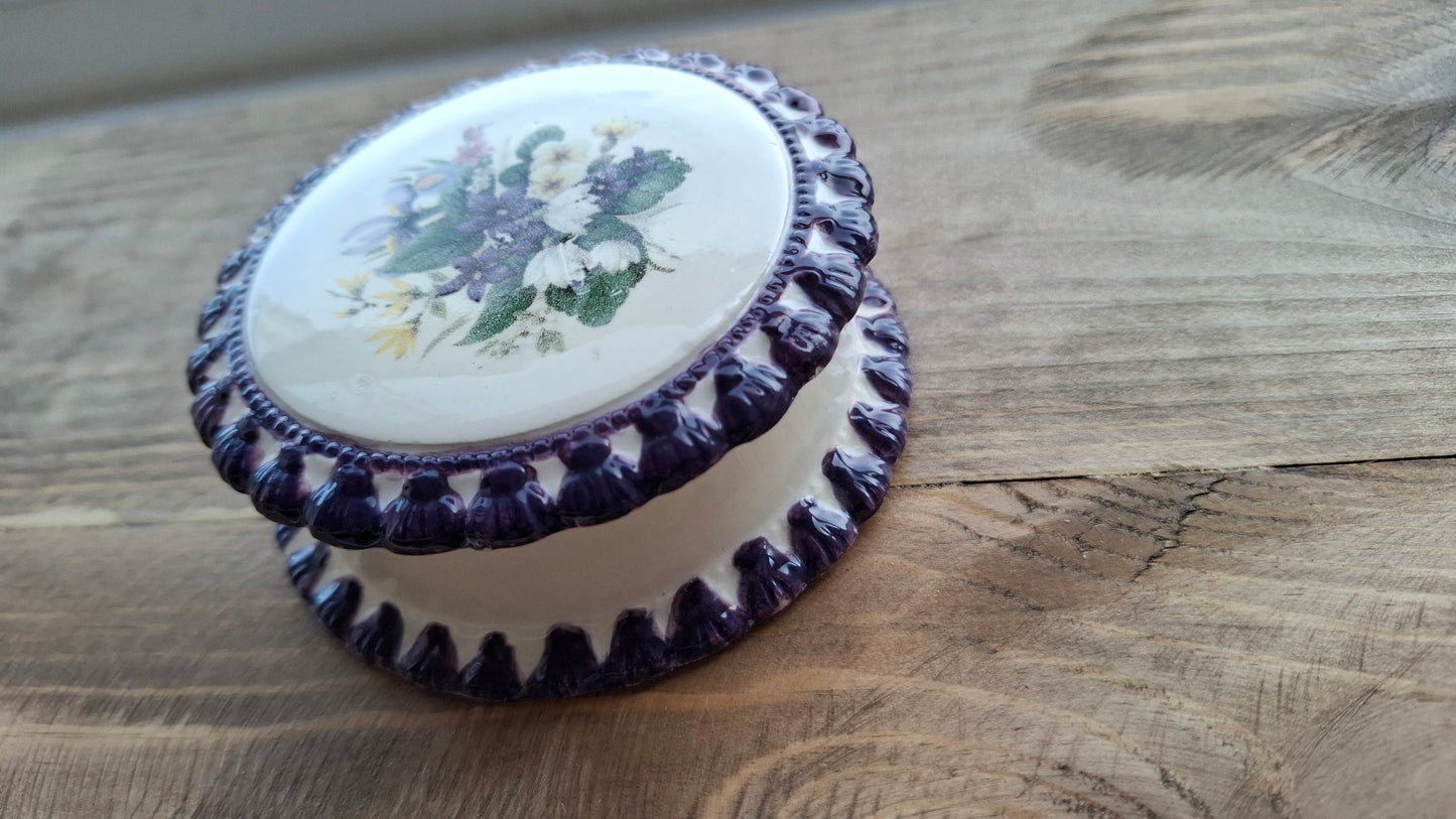 'Arse Hole' Upcycled Frilly Trinket Pot