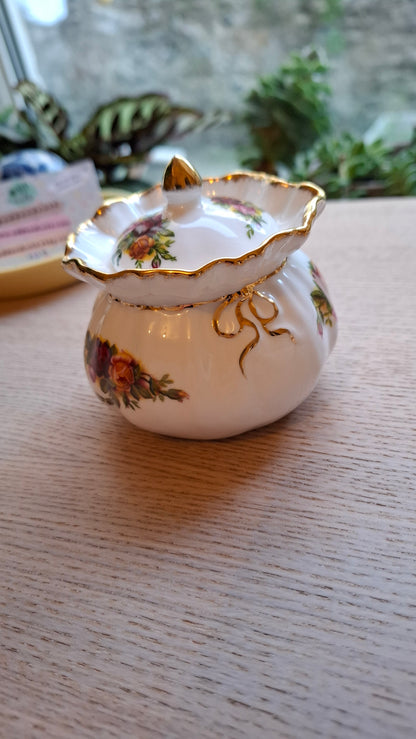 'Cunt' Upcycled Fancy Bag Style Trinket Pot (Gold Writing)