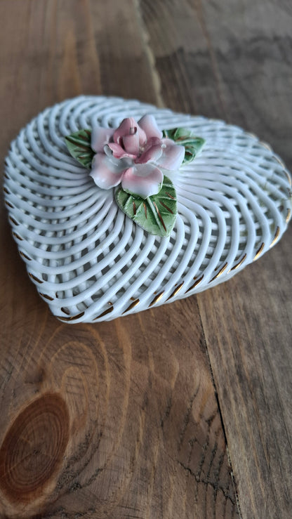 'Cunt' Upcycled White Metal Heart Trinket Pot (HAS SOME DAMAGE - DISCOUNTED)