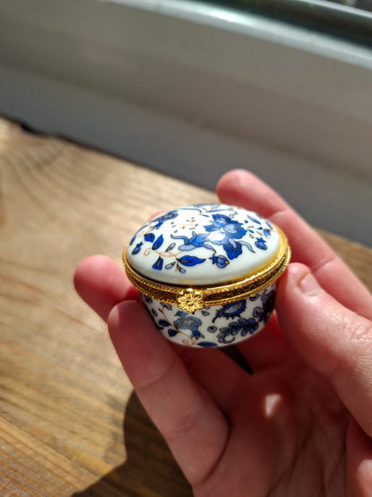 'Cunt' Upcycled Mini Trinket/Pill Pot Blue & White Floral