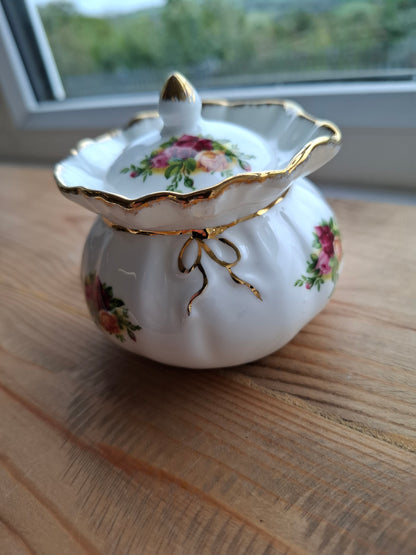 'Cunt' Upcycled Fancy Bag Style Trinket Pot (Gold Writing)