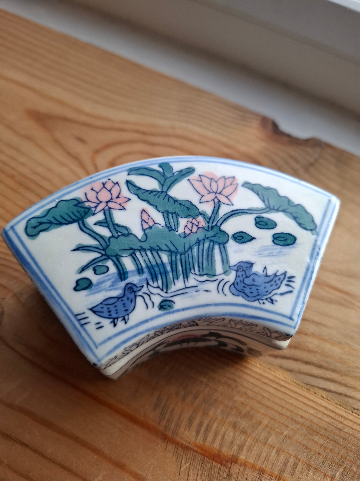 'Fanny Flaps' Upcycled Pretty Birds & Pond Scenery Trinket Pot