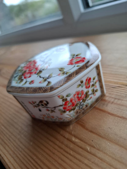'Fanny Flaps' Upcycled Birdy Floral Trinket Pot