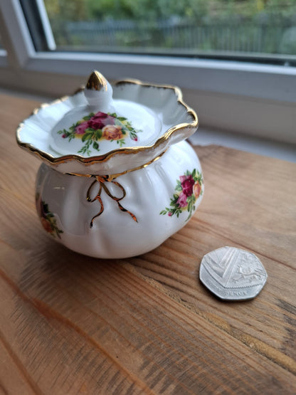 'Cunt' Upcycled Fancy Bag Style Trinket Pot (Gold Writing)