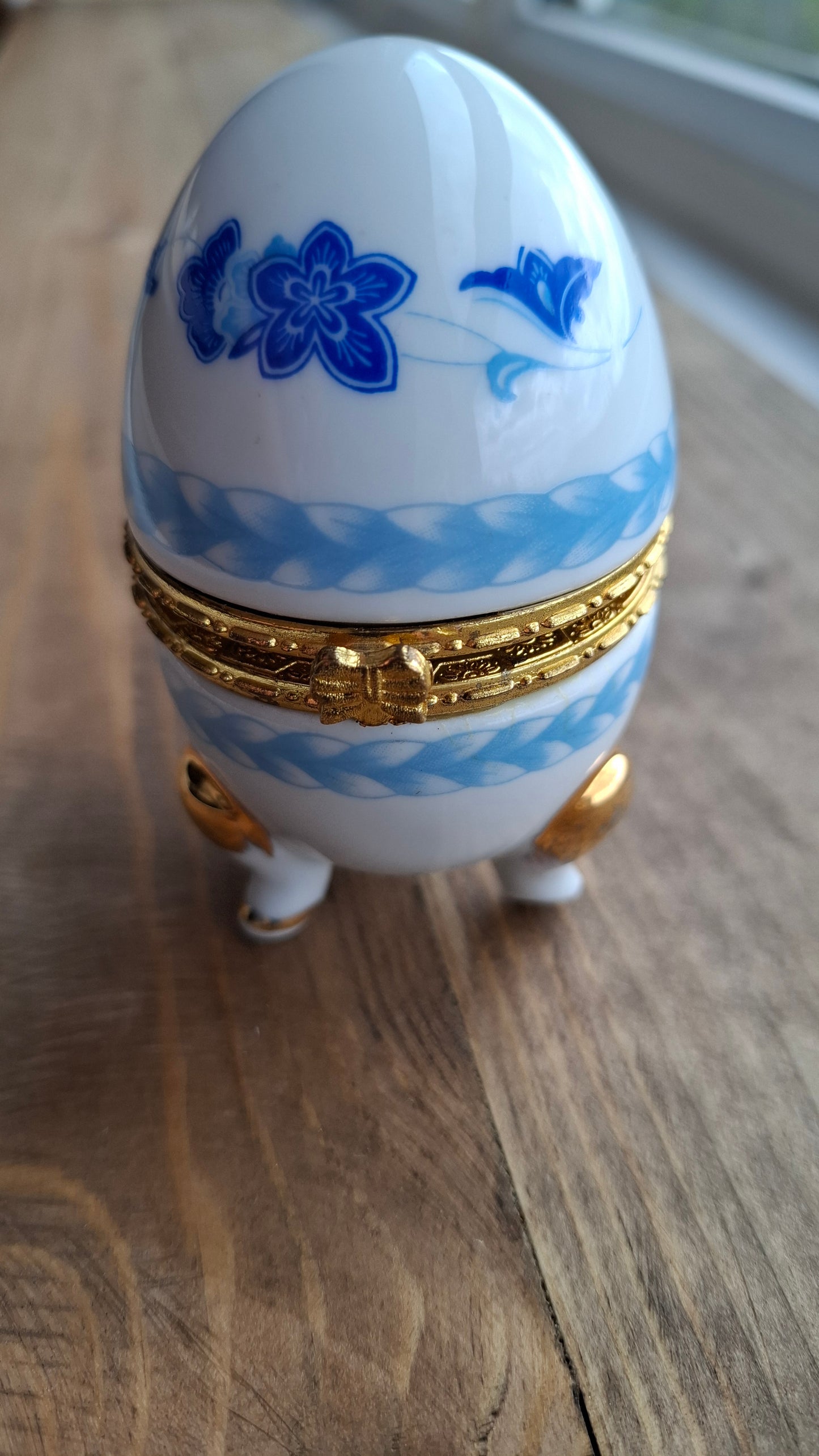 'Cunt' Upcycled White/Blue Egg Trinket Pot With Legs (DISCOUNTED DUE TO LITTLE CHIPPED LEG)