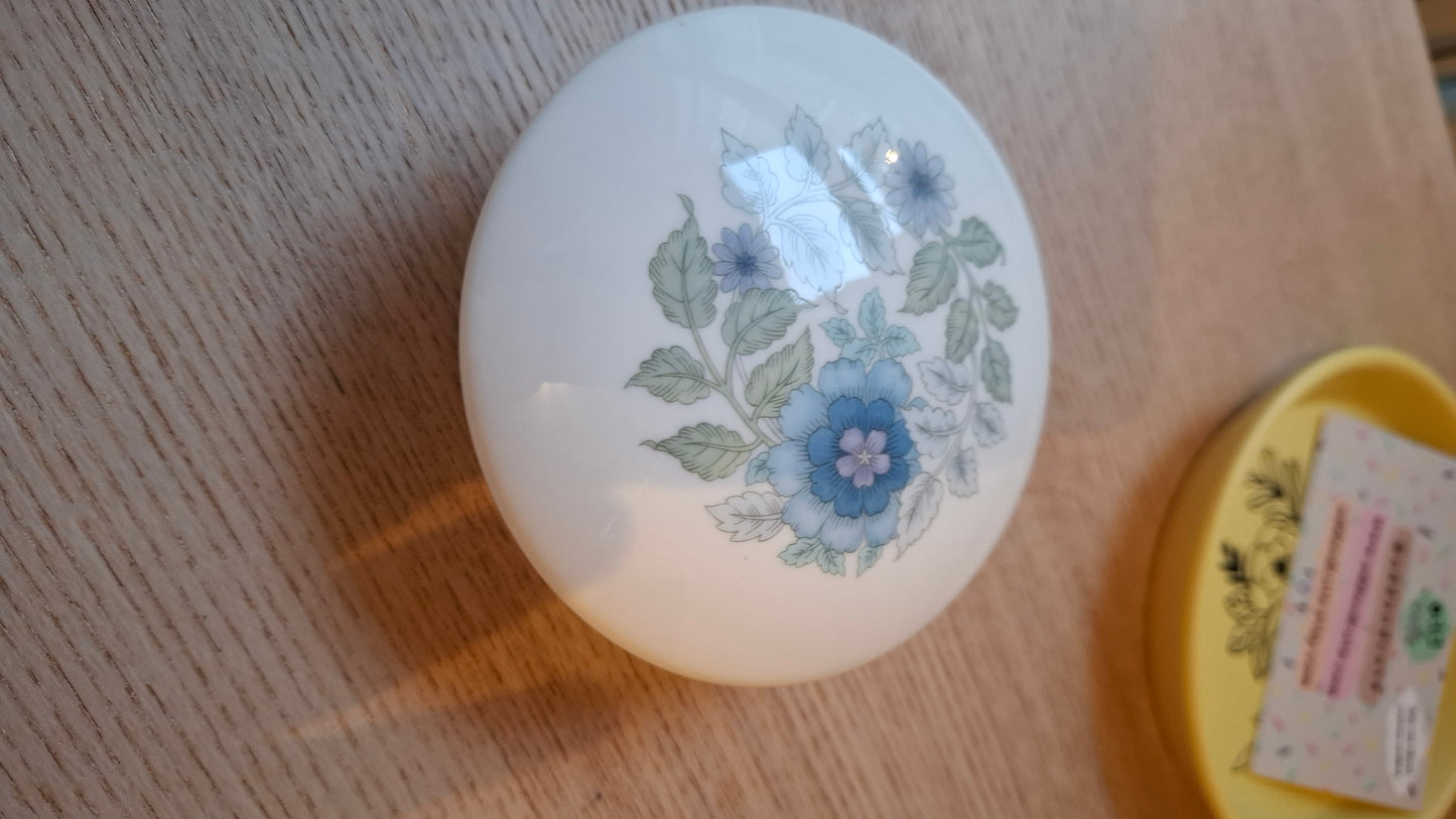 'Fanny Flaps' Upcycled Wedgwood Round Trinket Pot