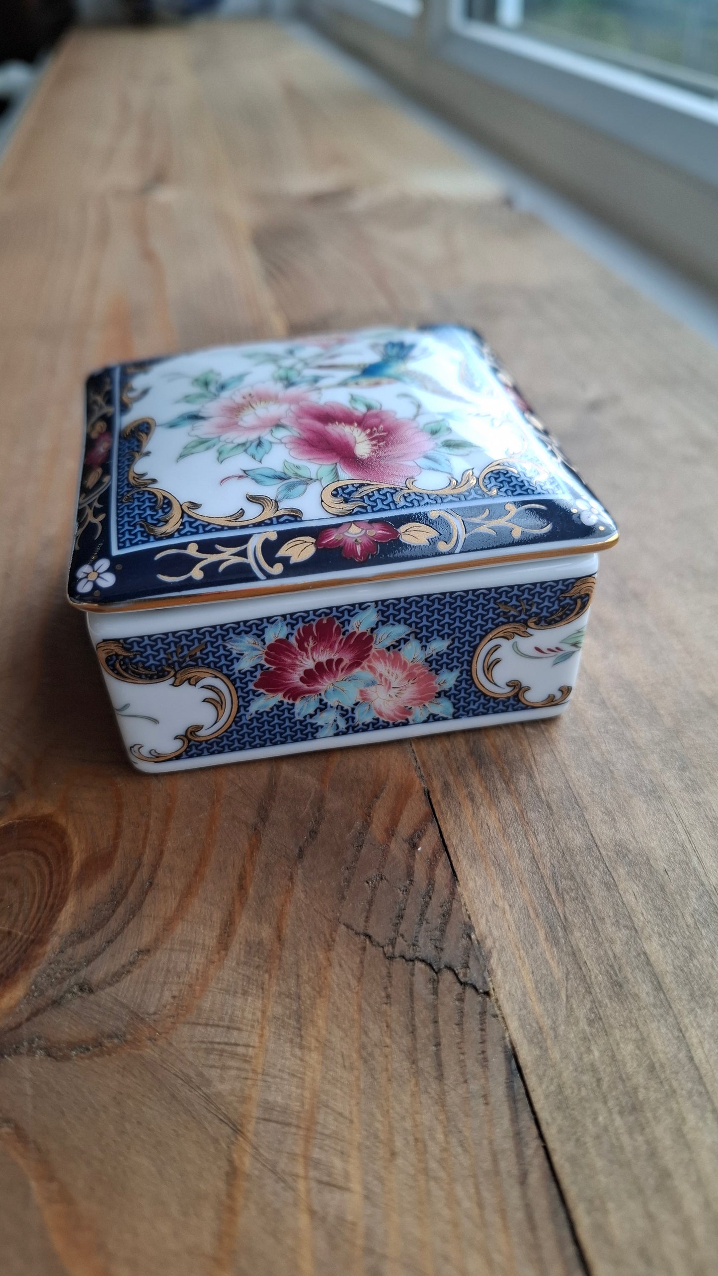 'Piss Flaps' Upcycled Hummingbird Trinket Pot