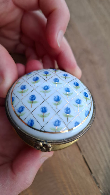 'Cunt' Upcycled Blue/White with Clasp Trinket Pot