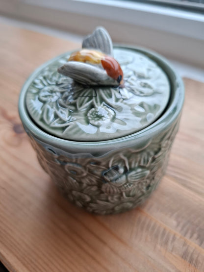 'Cunt' Fancy Green Bee Ceramic Pot