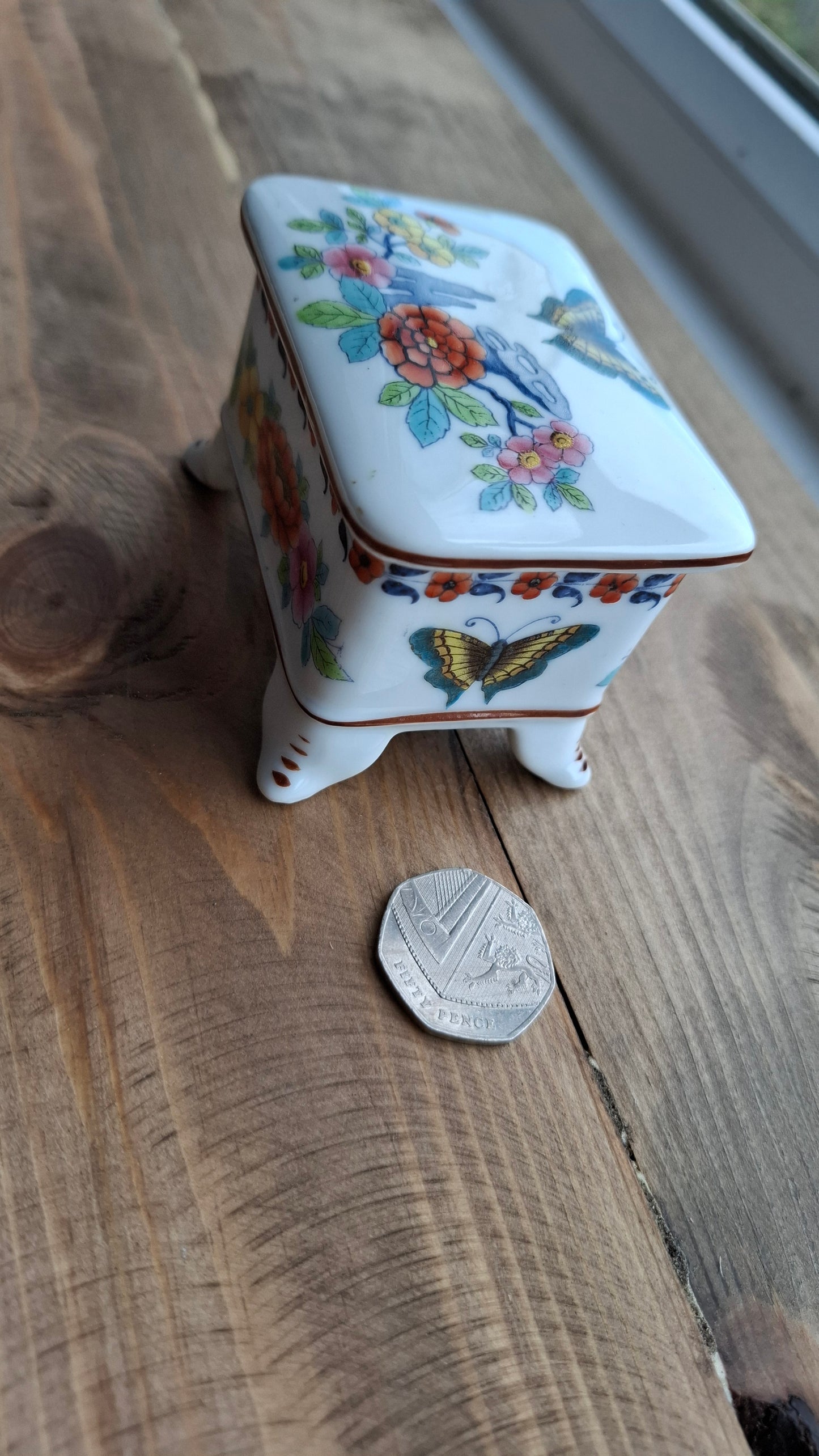 'Fanny Flaps' Upcycled Chest Style Trinket Pot