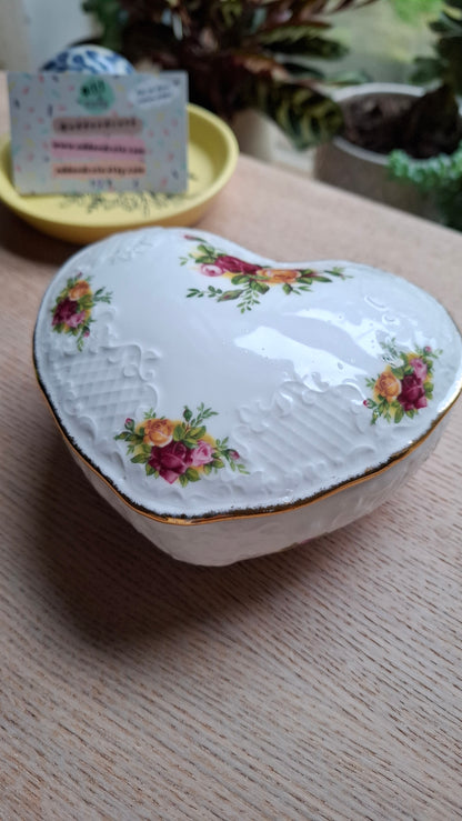 'Beef Curtains' Upcycled Large Pretty Heart Trinket Pot