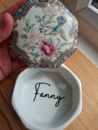 'Fanny Flaps' Upcycled Hummingbird Trinket Pot
