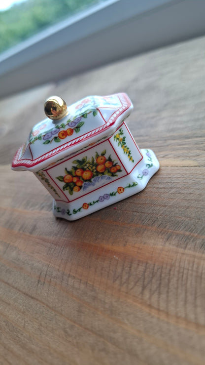 'Twat' Upcycled Little Trinket Pot