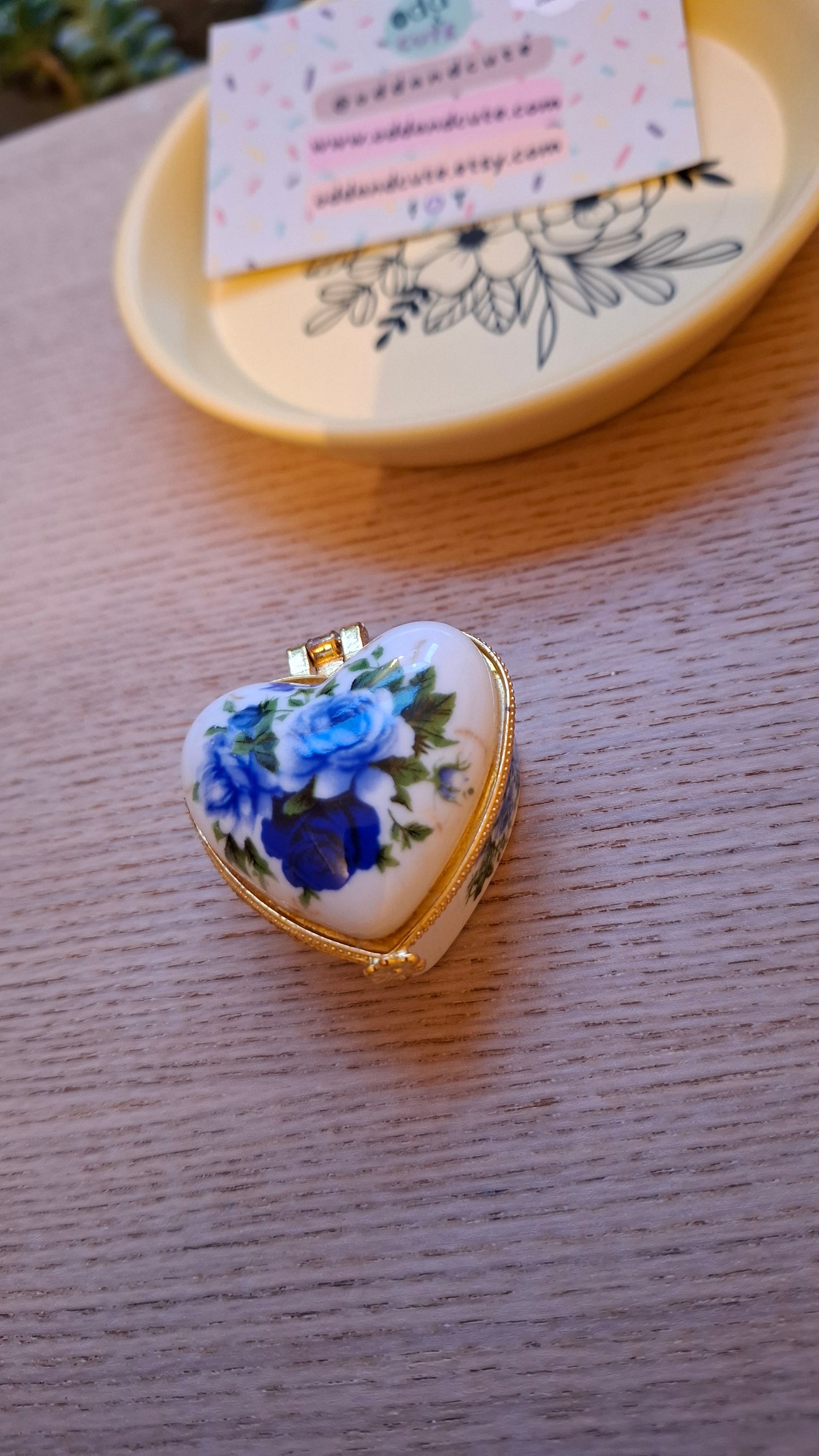 'Cunt' Upcycled Mini Trinket/Pill Pot Blue Roses